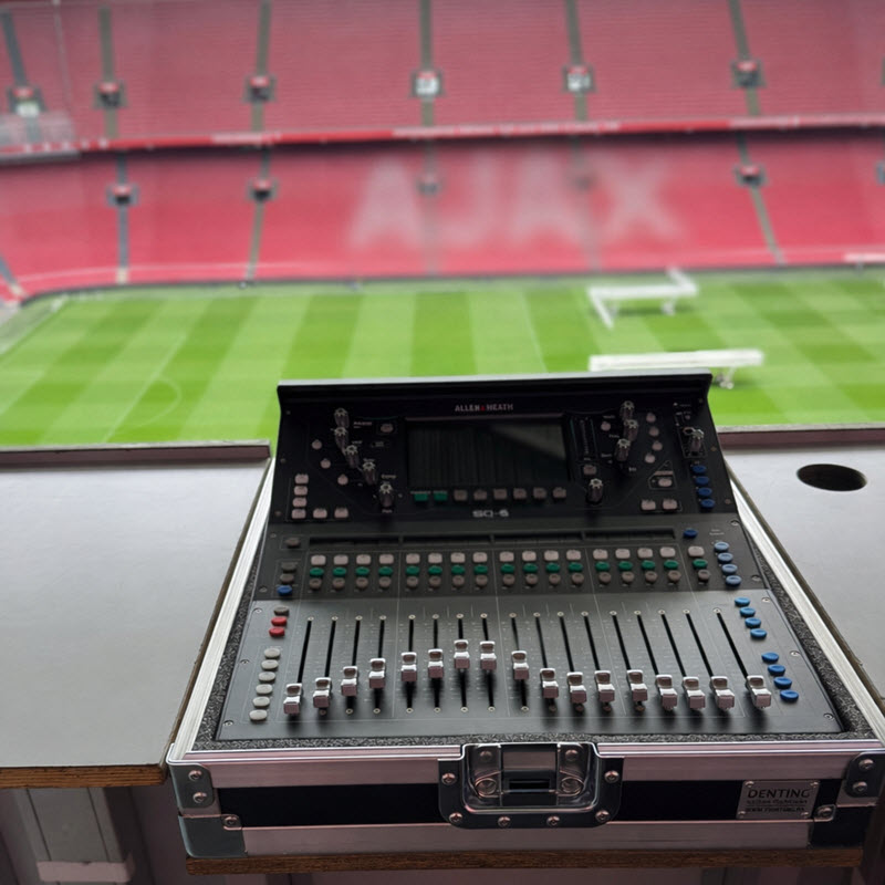 JC ArenA - Audio & Touring - Denting Custom Flightcases